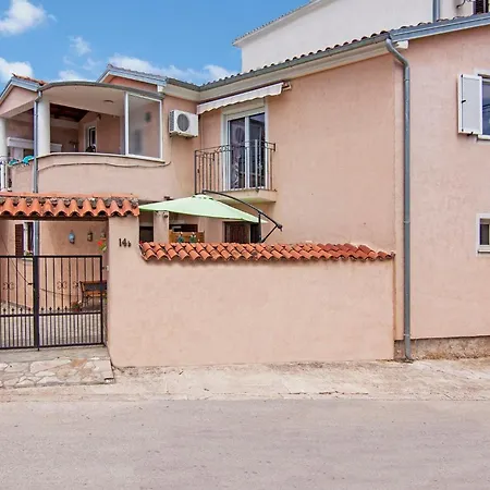 With Wifi Vodnjan, Fazana - 24332 Apartment *